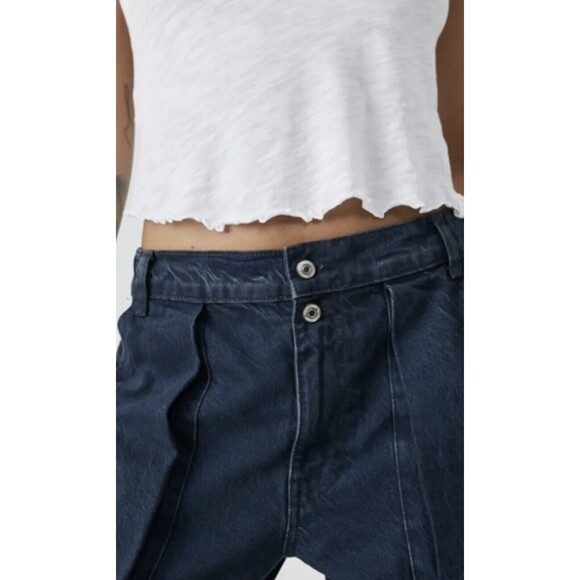 Free People Marx Slouchy Cargo Jeans Tab Button Detail Wide Leg Black Sz 30 NWT - Picture 5 of 16